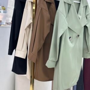 TRENCHE COAT