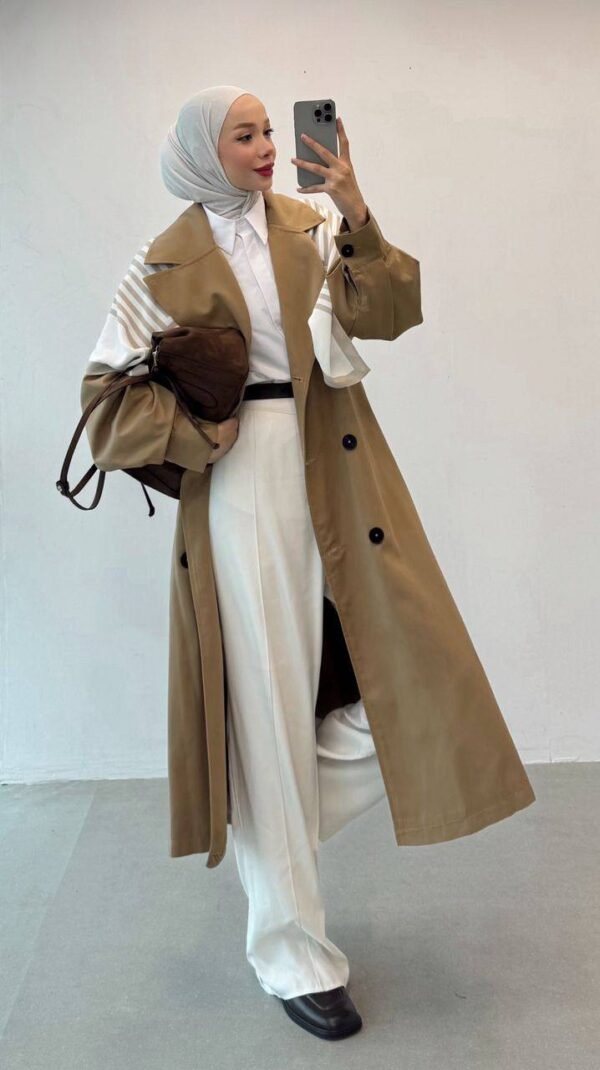 TRENCHE COAT